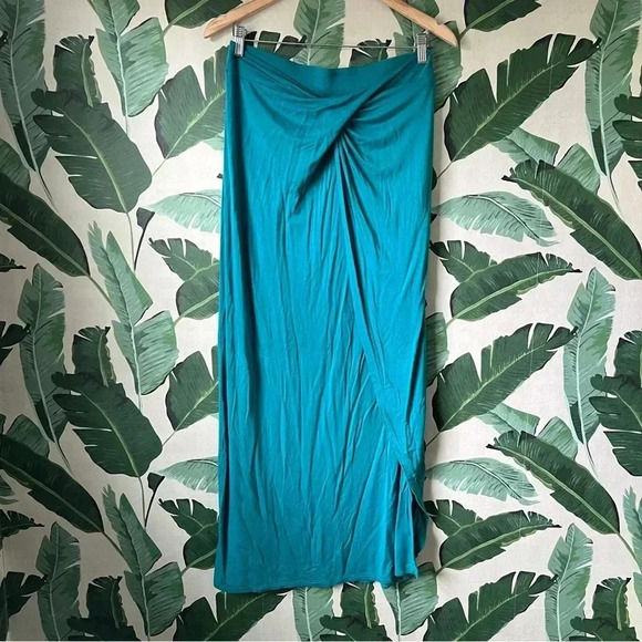 Bisou Bisou Women’s Teal Assymetric Maxi Skirt Medium - Picture 2 of 8